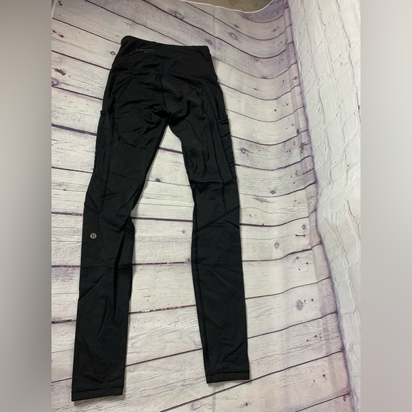 Lululemon Leggings with Pockets - Picture 5 of 5